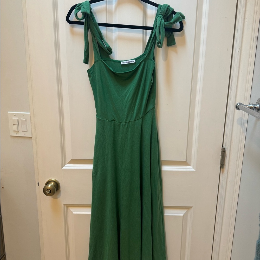 Reformation Green Tie Midi Dress — Small, Jersey Material, Pockets 🌲 - Picture 3 of 5